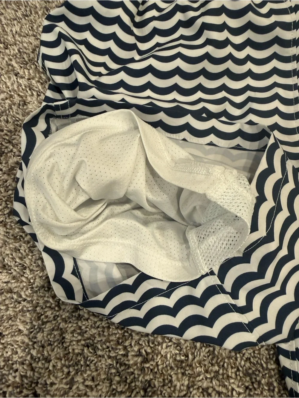 Abercrombie Kids Swim Trunks Boys Size 15/16 Blue White Wave Print Mesh Lined